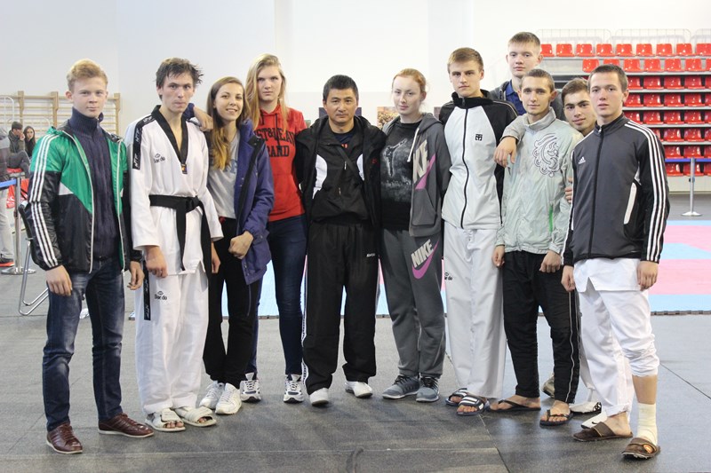 3-15 октября в "Баскет-Холле" прошел открытый Чемпионат Краснодарского края по тхэквондо (ВТФ) среди мужчин и женщин.
